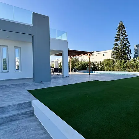 Sunrise With Pool By Trulycyprus Villa Perivolia