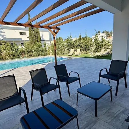 Villa Sunrise With Pool By Trulycyprus Perivolia