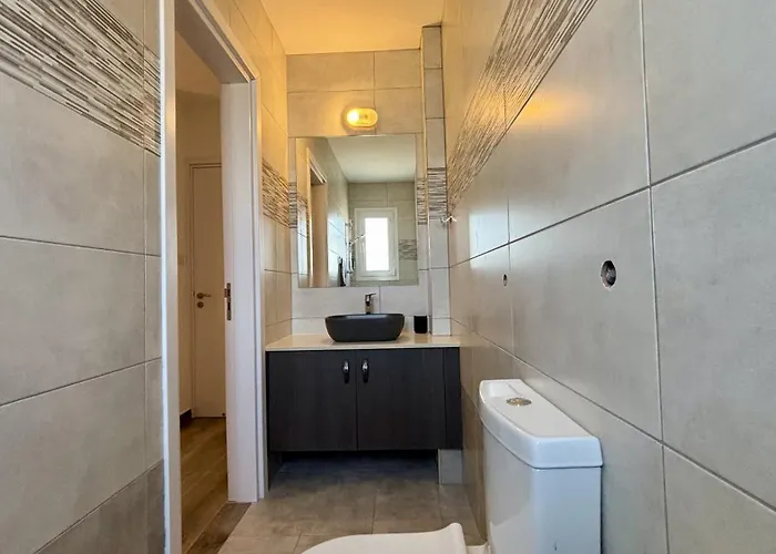 Sunrise With Pool By Trulycyprus Villa Perivolia