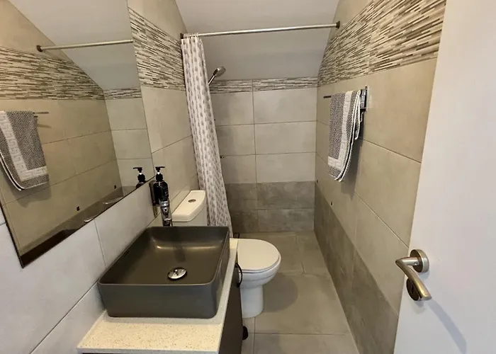 Sunrise With Pool By Trulycyprus * פריווליה