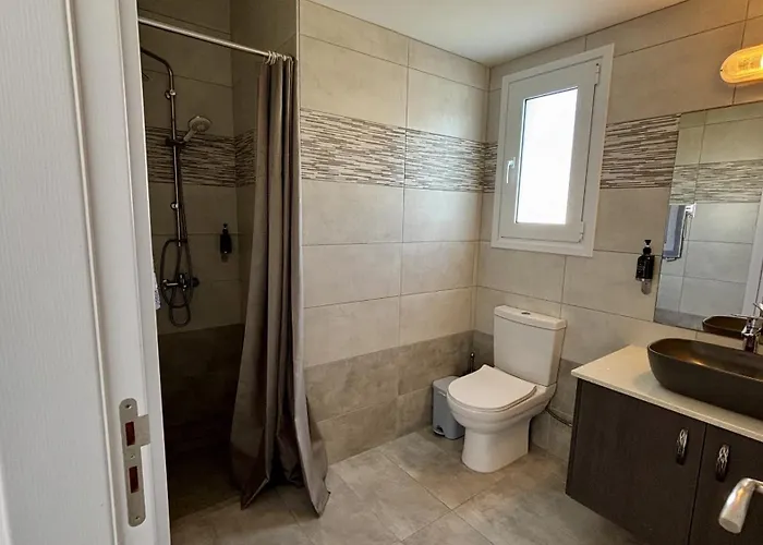 Villa Sunrise With Pool By Trulycyprus Perivolia